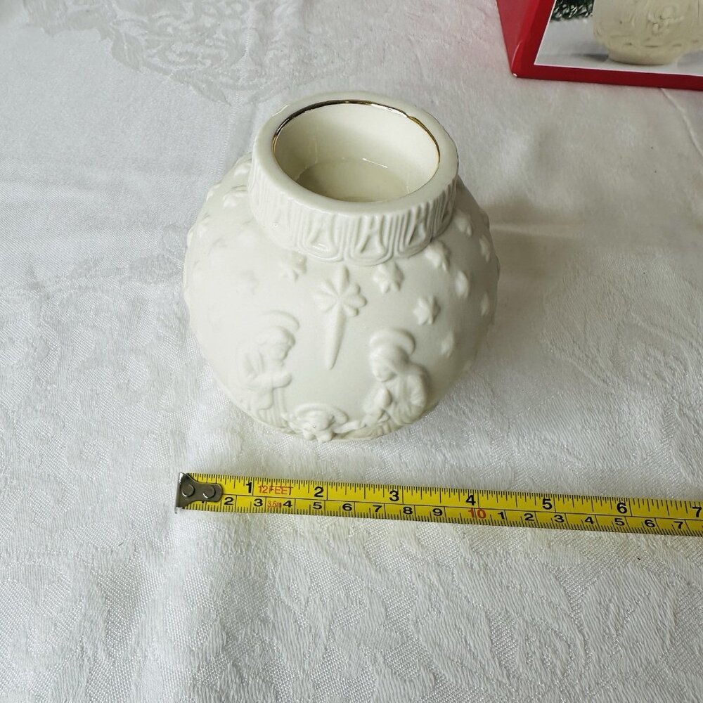 Lenox Ornamental Glow Nativity Votive Holder Bisque Cream Tea Light Candle Box - Picture 7 of 10